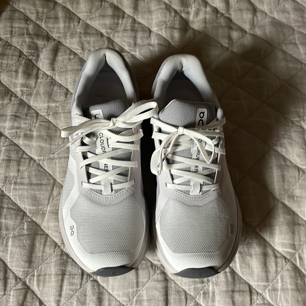 On Running womens cloudtec